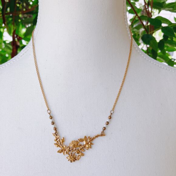 VTG 1950s Signed ART Floral Gold Tone Necklace Faux Pearl Mid Century Jewelry - Picture 4 of 10